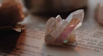 Clear Quartz: Empowering and Harmonizing